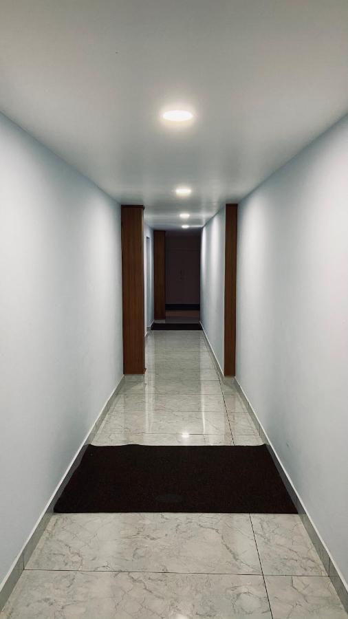 Majestic Inn Thiruvananthapuram Екстериор снимка