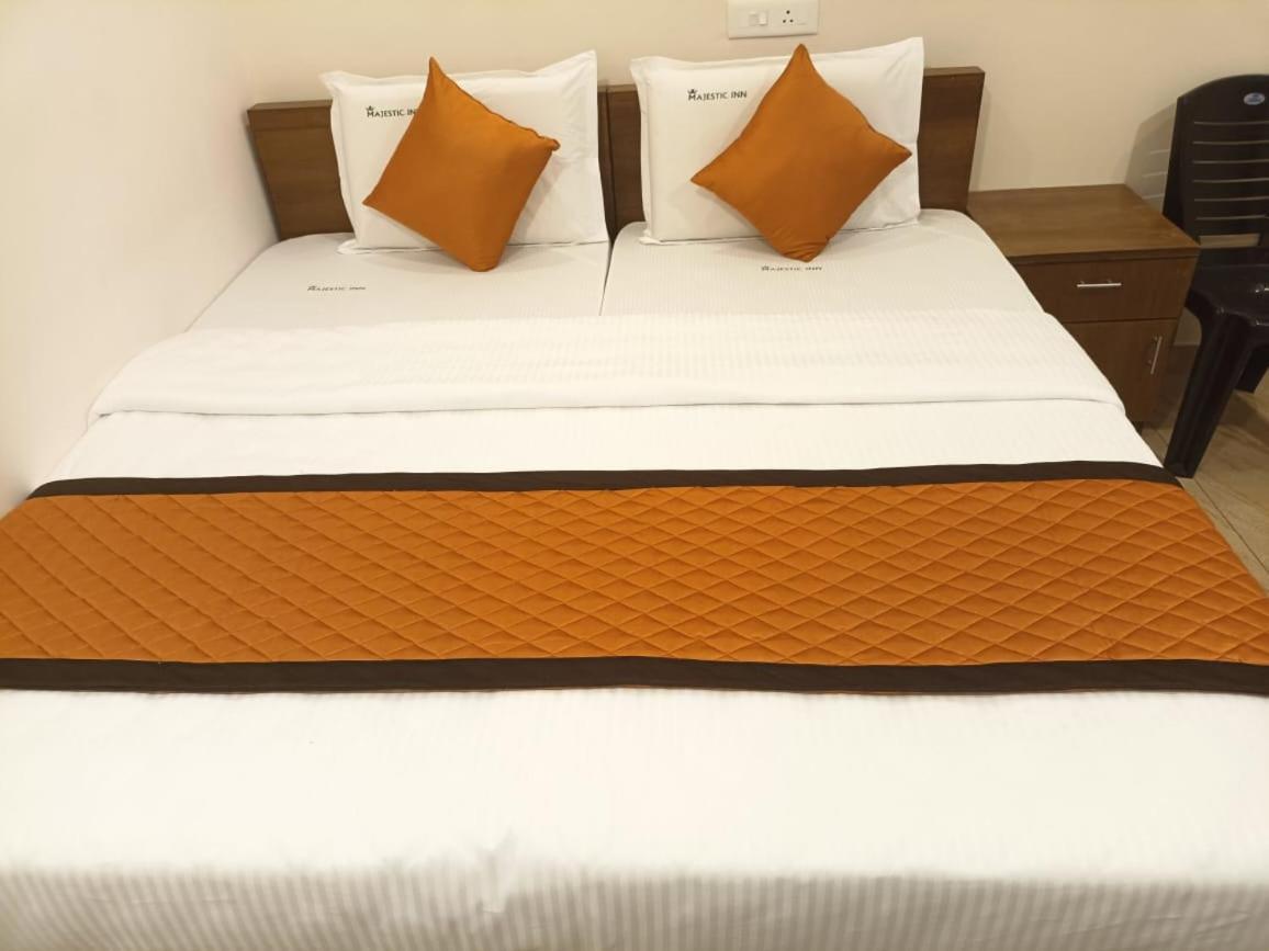 Majestic Inn Thiruvananthapuram Екстериор снимка