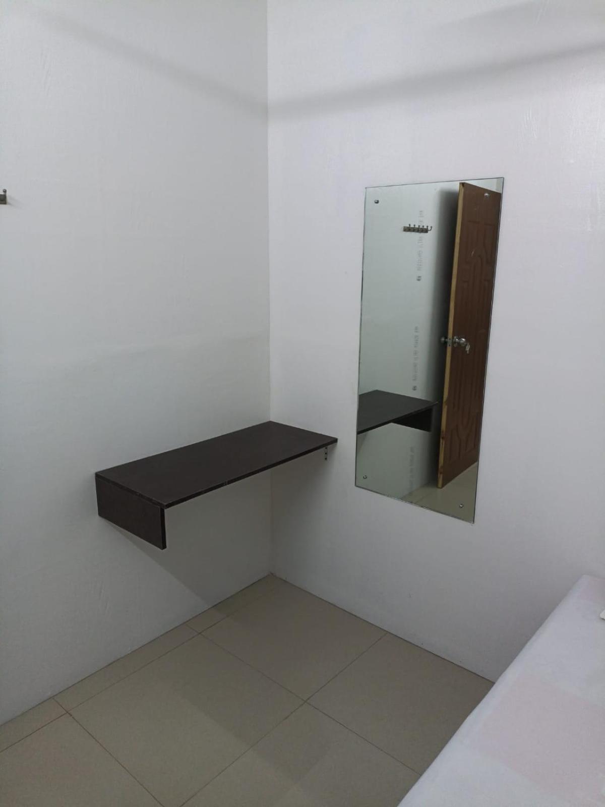 Majestic Inn Thiruvananthapuram Екстериор снимка